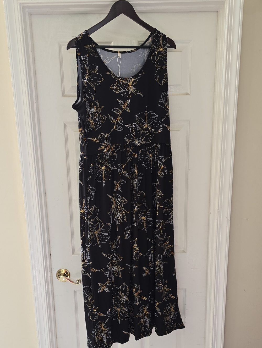 Women's Black Floral Sleeveless Maxi Dress- Size XL